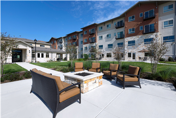 Outdoor firepit